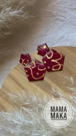 Minerva Bordeaux Foglia Oro Handpainted